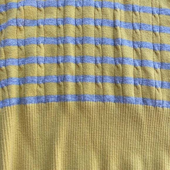 🌺 V Neck sweater - Picture 6 of 8